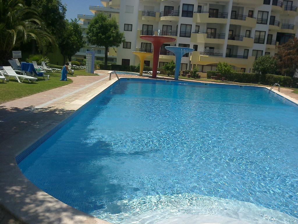 Apartamento Rocha Praia Mar Портиман Екстериор снимка