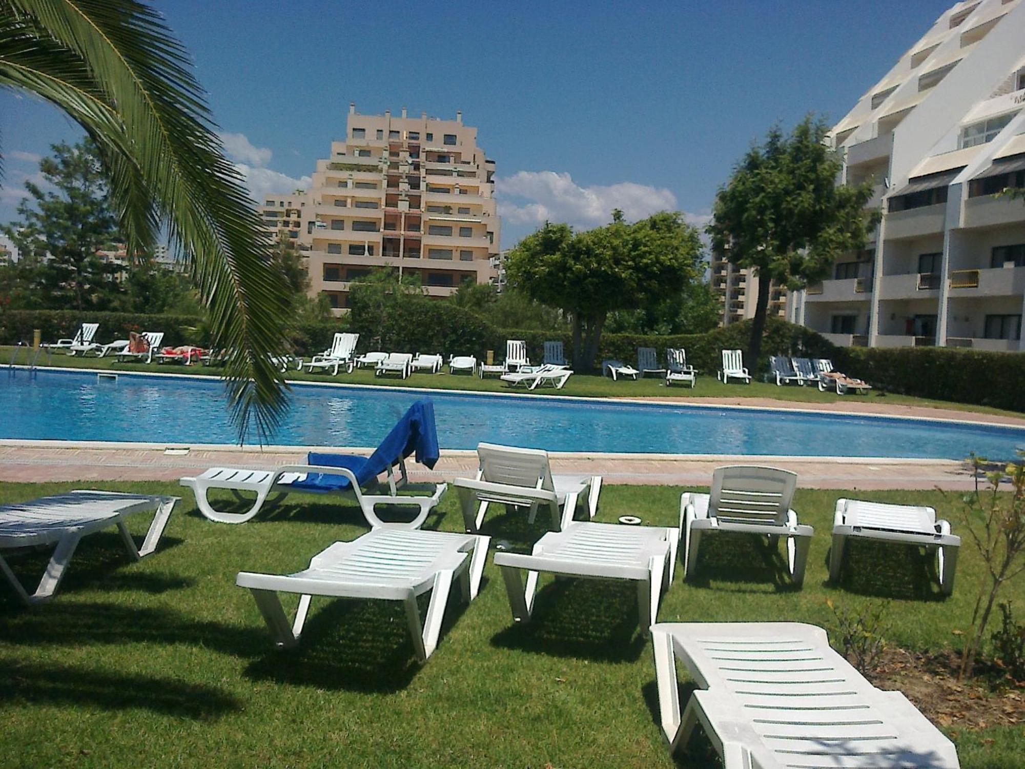 Apartamento Rocha Praia Mar Портиман Екстериор снимка